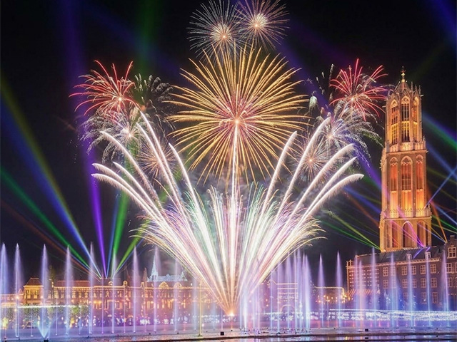 夏のスペシャル花火