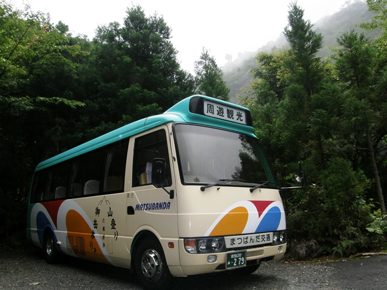 屋久島周遊観光バス やくざる号