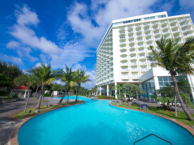 ラグナガーデンホテル