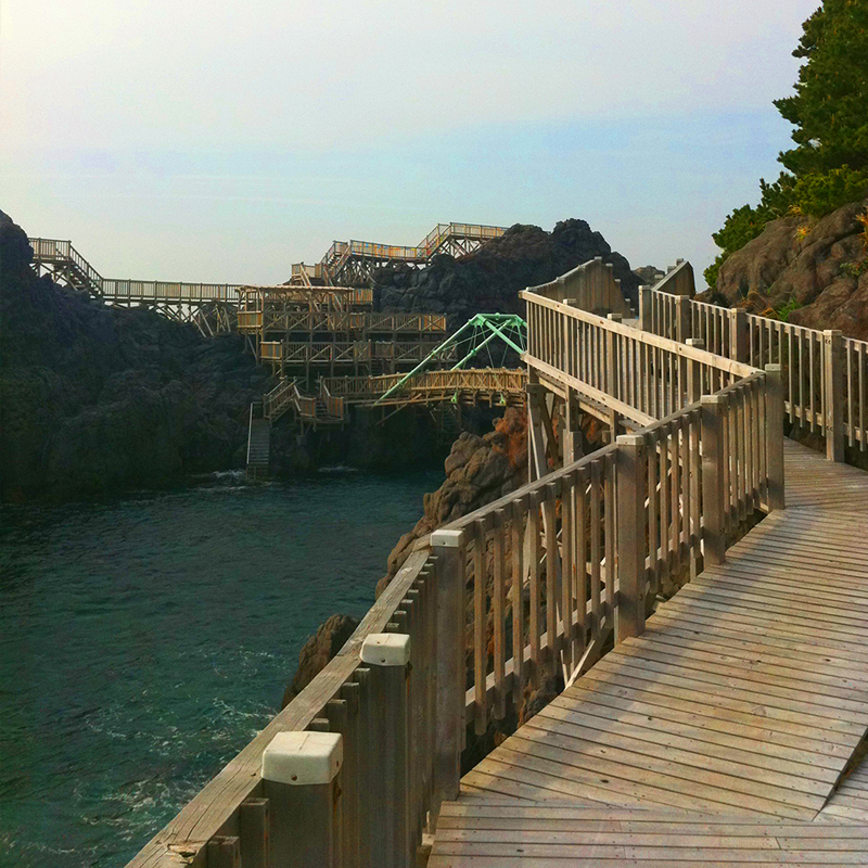 赤崎海水浴場・遊歩道