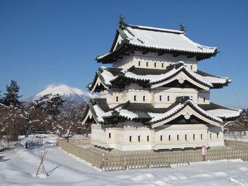 弘前城
