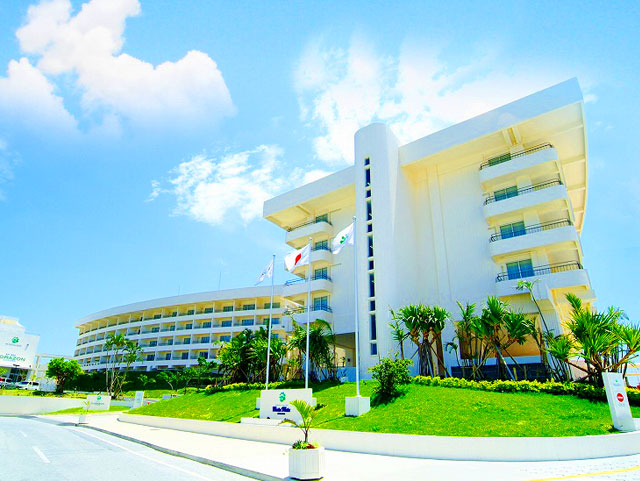 コスタビスタ沖縄 ホテル&スパ