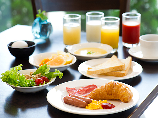 朝食　バイキングイメージ