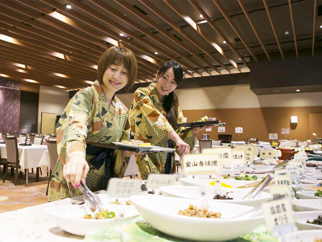 朝食:1Fコンベンションホール「花仙」