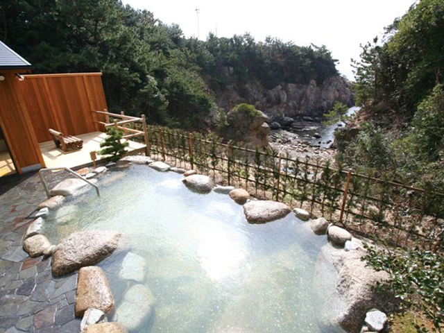 大浴場「千寿の湯」 露天風呂「紅麗の湯」