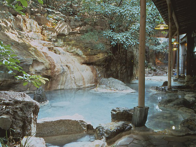 「紅梅の湯」「白梅の湯」