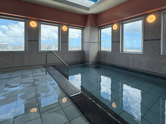 ラジウム人工温泉大浴場「旅人の湯」