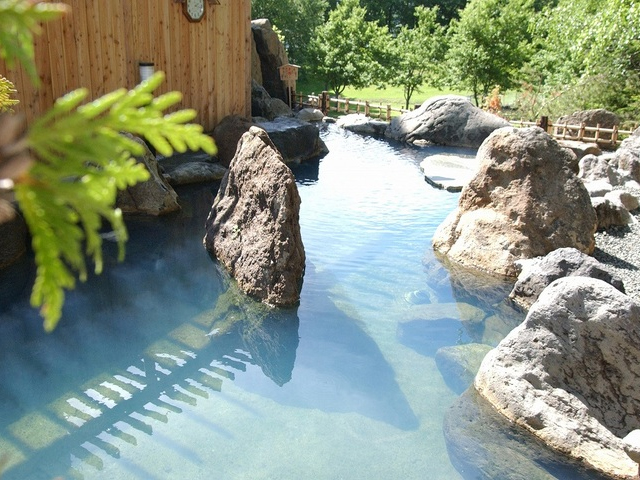 庭園露天風呂「鹿鳴の湯」