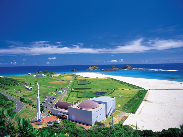 いざ島めぐりへ！未来と太古に出会う旅！高速船で行く 種子島・屋久島周遊2泊3日観光モデルコース