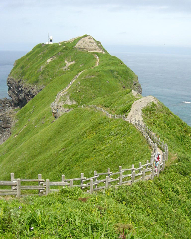 神威岬（かむいみさき）