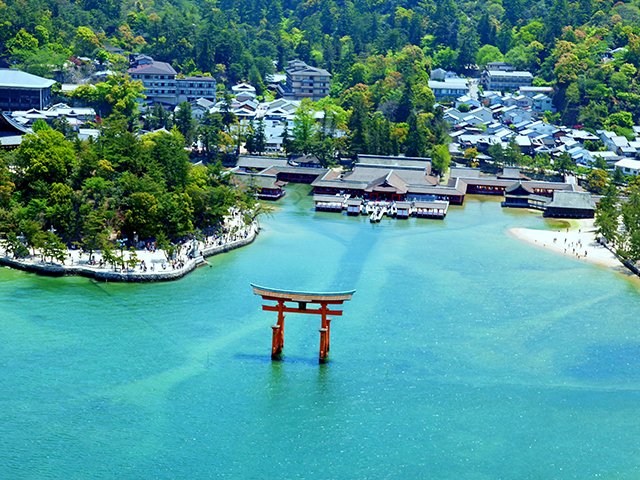 厳島神社だけじゃない！世界遺産から絶景まで、定番観光名所をめぐる