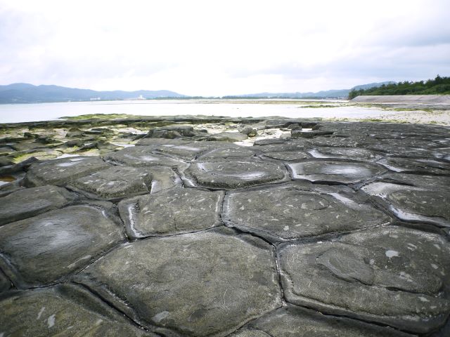 奥武島の畳石