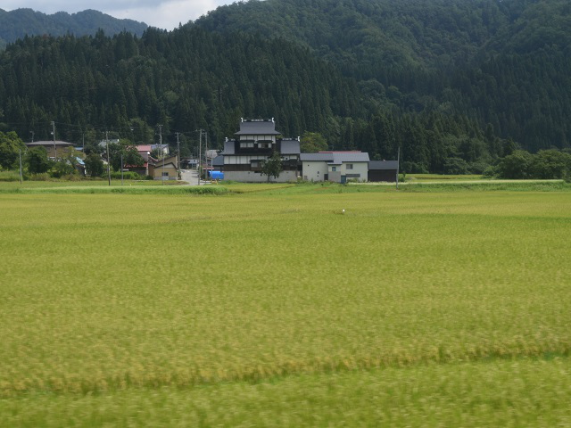 青森駅