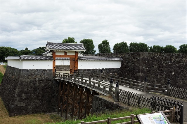 霞城公園