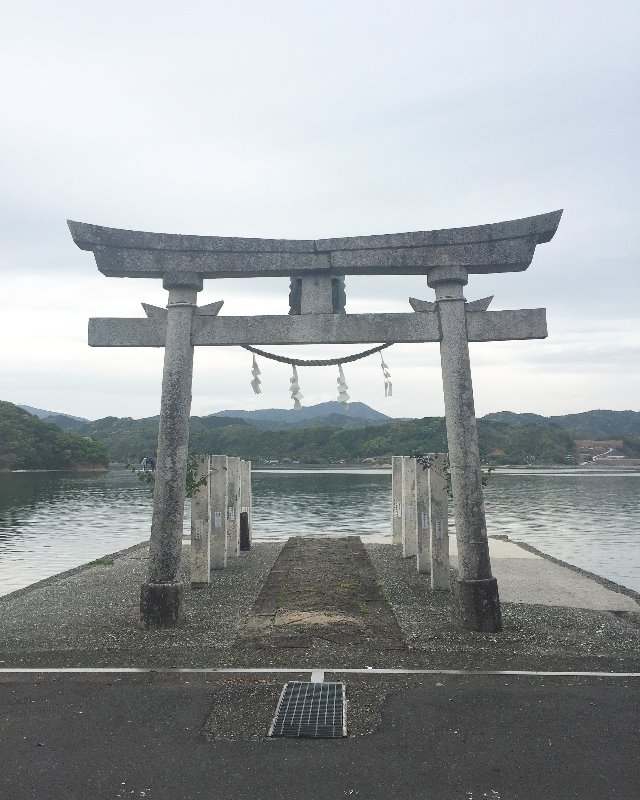 鳴無神社