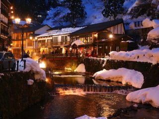 冬の芸術品「蔵王の樹氷」や秘湯「銀山温泉」も！冬の山形を観光する2泊3日モデルコース