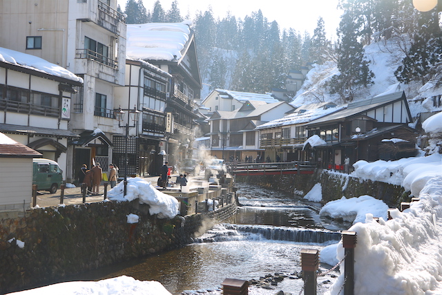 銀山温泉