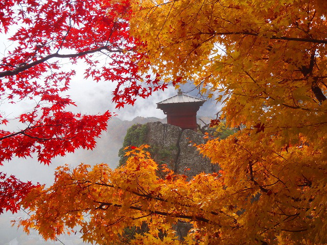 山寺(宝珠山立石寺)