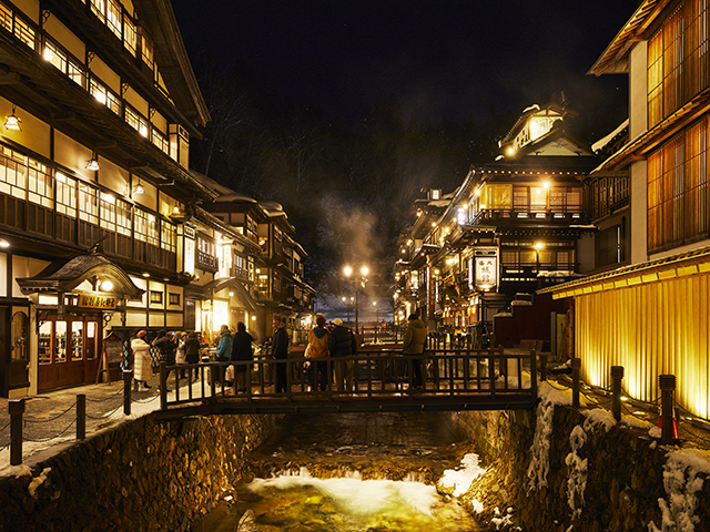 銀山温泉