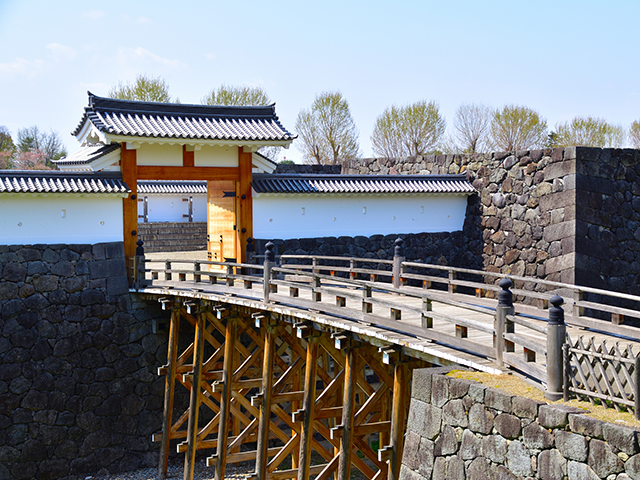 霞城公園