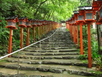 貴船神社