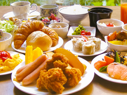 朝食