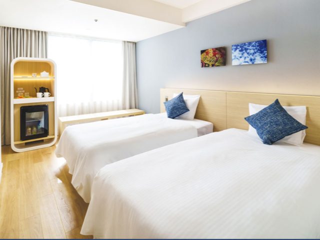 プレミアツイン