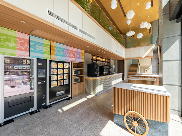 カクウチ&カフェ 「CROOM STAND」 Cafe&Bar