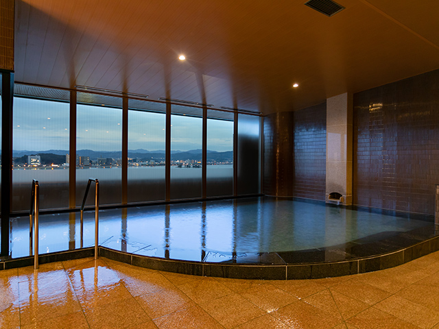 温泉展望浴場