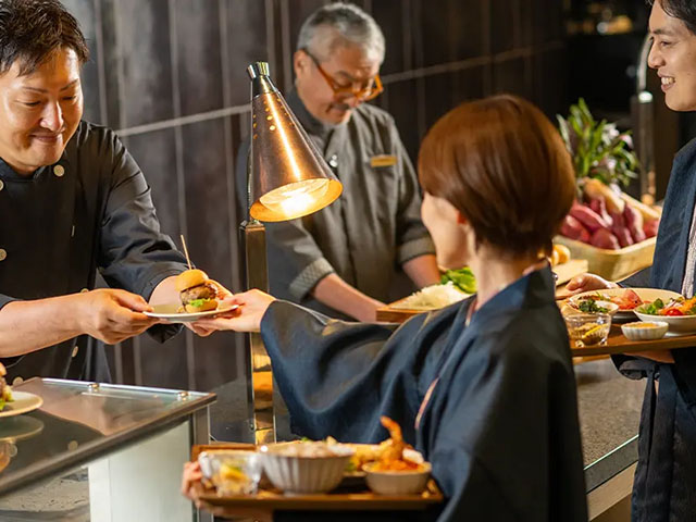 夕食ビュッフェ