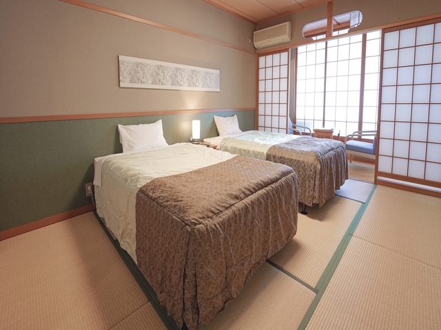 本館 和室ツイン10畳（バス無・トイレ付）