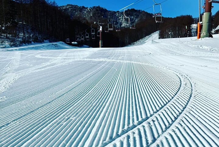 かたしな高原スキー場リフト券　大人2人＆小人1人分（駐車場無料券付き）③