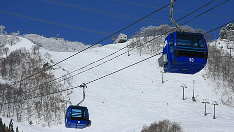 苗場スキー場 | スキーツアー・スノーボードツアー（リフト券付日帰り
