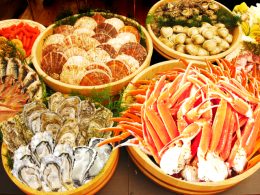 ≪年末年始特別企画≫カニ、牡蠣、浜焼きどどーんと食べ放題で大盤振舞！年末詣・初詣で感謝や新年のお願い事に出かけよう！澄んだ空気に映える富士の輝き♪三島スカイウォークで心ほどける絶景をお楽しみください！