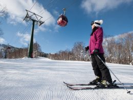スキー場までの往復送迎付で移動も楽々！ルスツ・ニセコ・富良野・トマム・サホロ・札幌近郊まで豊富にラインアップ！パウダースノーの世界へ行こう！