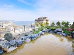 この価格で人気温泉地に泊まれる!?コスパ重視派にもおすすめの食事フリーで自由度アップ！函館空港・JR函館駅からタクシーで約10分と観光拠点に最適！湯の川温泉