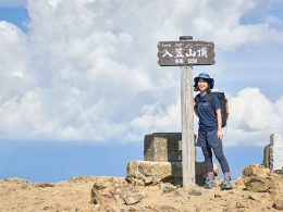 屋形船の船内で食事をしながら「日本新三大夜景都市」に認定された横浜の数々の夜景と花火（横浜ナイトフラワーズ約5分）を鑑賞！本格的な花火大会を観るより、料金的に手軽に夜景とちょっぴり花火を楽しめます。昼間は横浜の街を各自で散策可能！夜と昼で違った横浜の顔を楽しめます。
